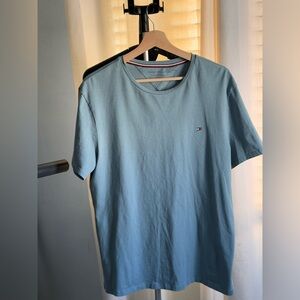 Tommy Hilfiger men’s large slim fit T-shirt